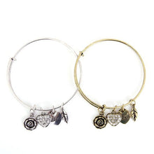 Load image into Gallery viewer, Rose Heart Charm Bangle