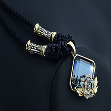 Load image into Gallery viewer, Rose Crystal Black Rope Necklace