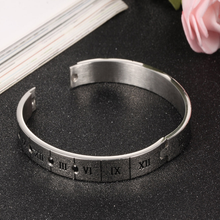 Load image into Gallery viewer, Rome Number Engraved Bracelet

