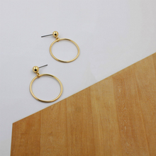 Load image into Gallery viewer, Gold Geometric Round Earrings
