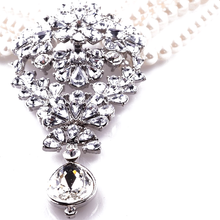 Load image into Gallery viewer, Royal Rhinestone Pearl Beads Long Necklace
