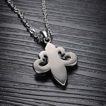 Load image into Gallery viewer, Armour Men&#39;s Stainless Steel Necklace
